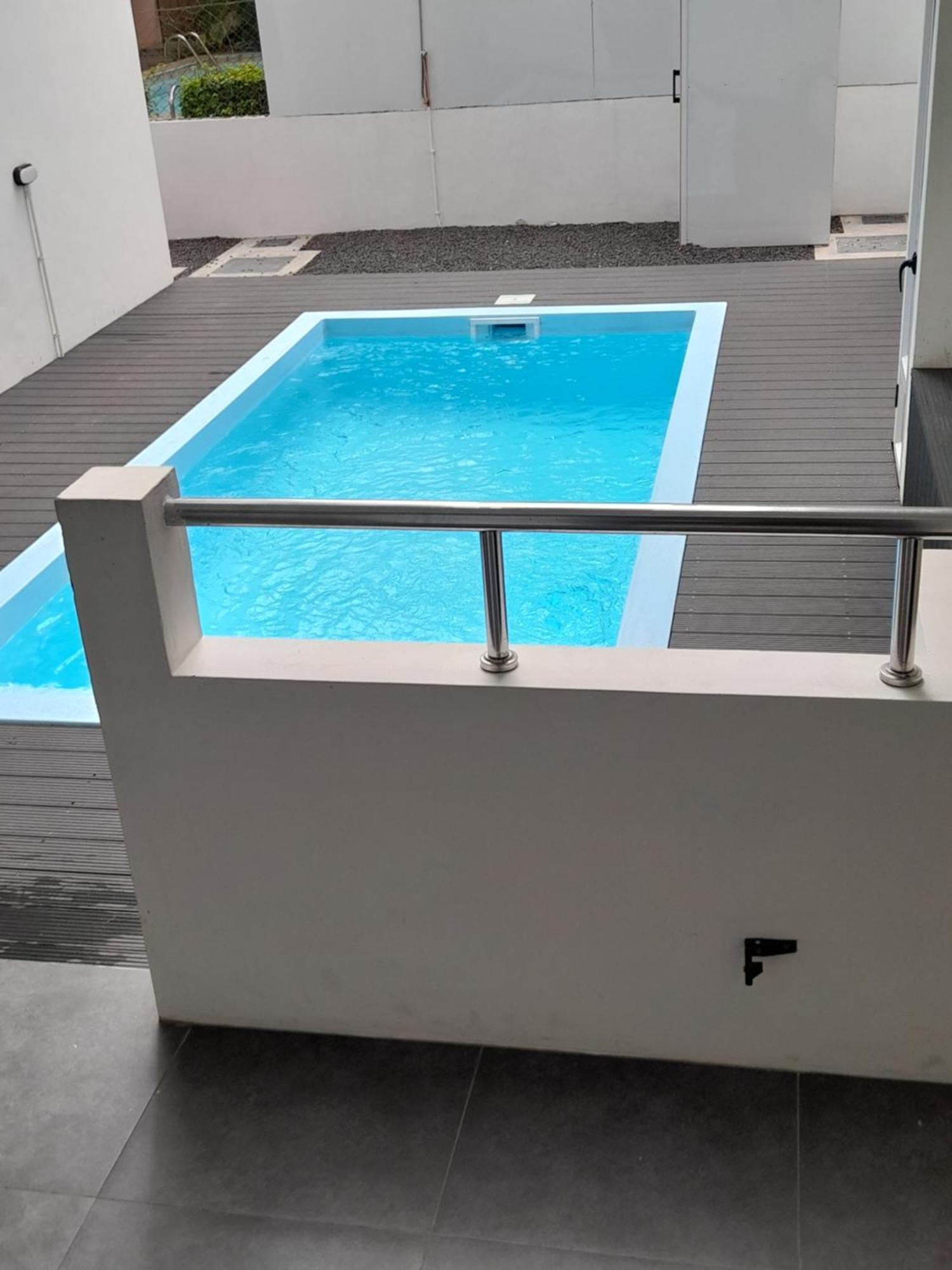 R & L Seaside Appartment Flic-en-Flacq Extérieur photo